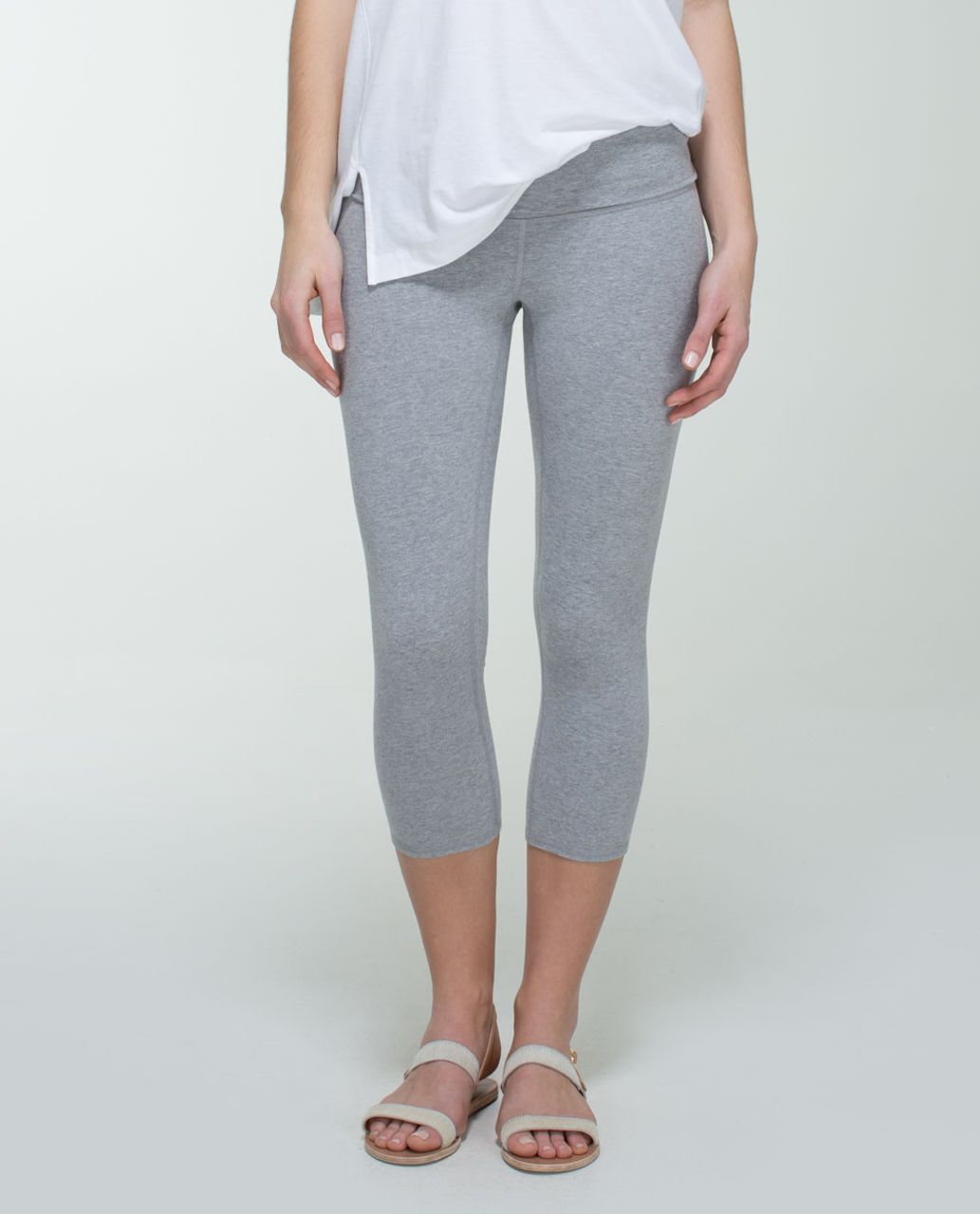 Lululemon Wunder Under Crop (Roll Down) *Cotton - Heathered Medium Grey