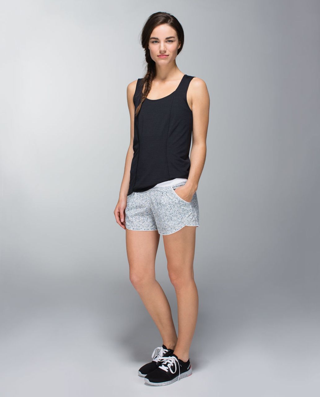 Lululemon Free Reign Short - Petite Fleur Silver Spoon / White