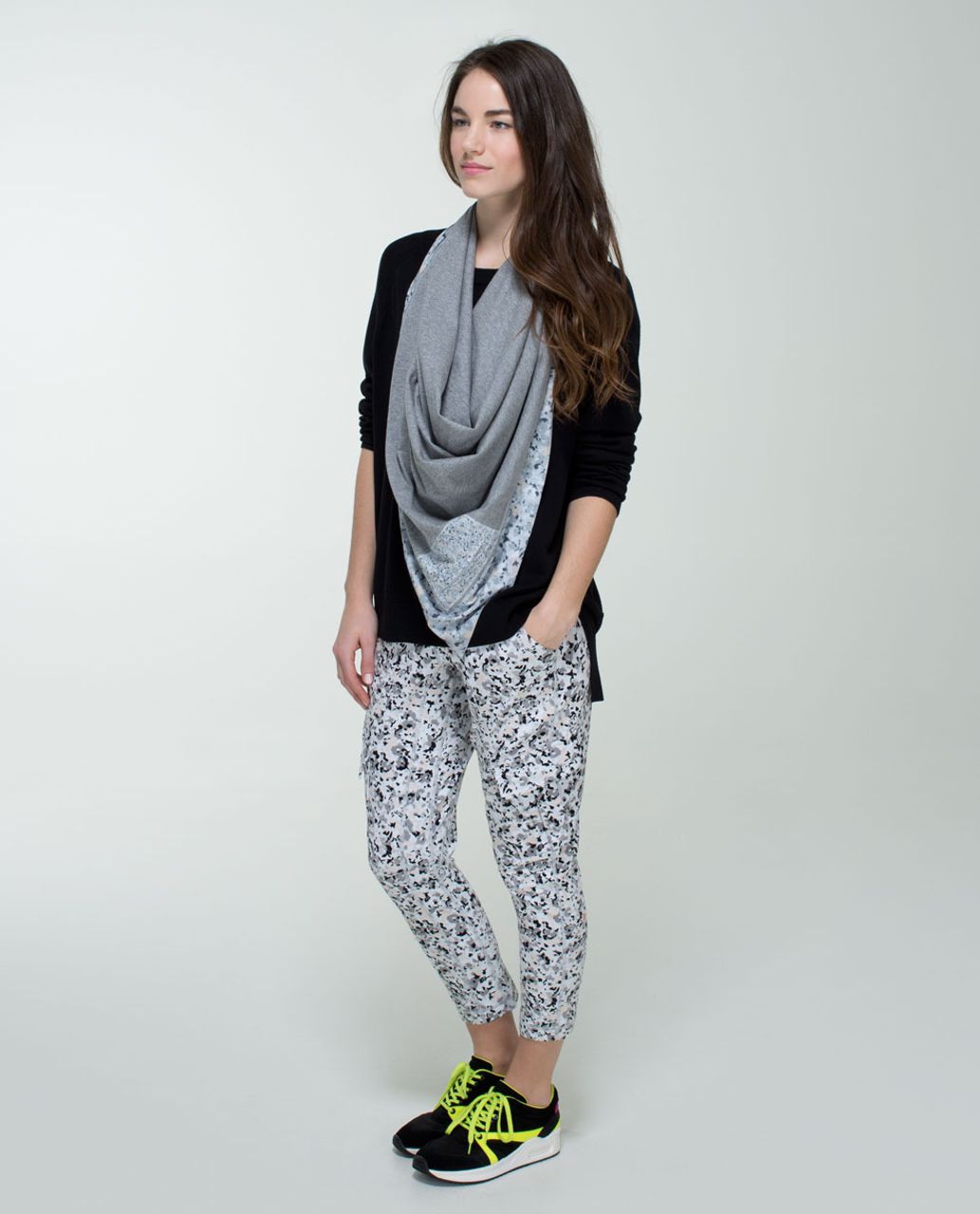 Lululemon Throw Me Over Scarf - Heathered Medium Grey / Not So Petite Fleur  Silver Spoon - lulu fanatics