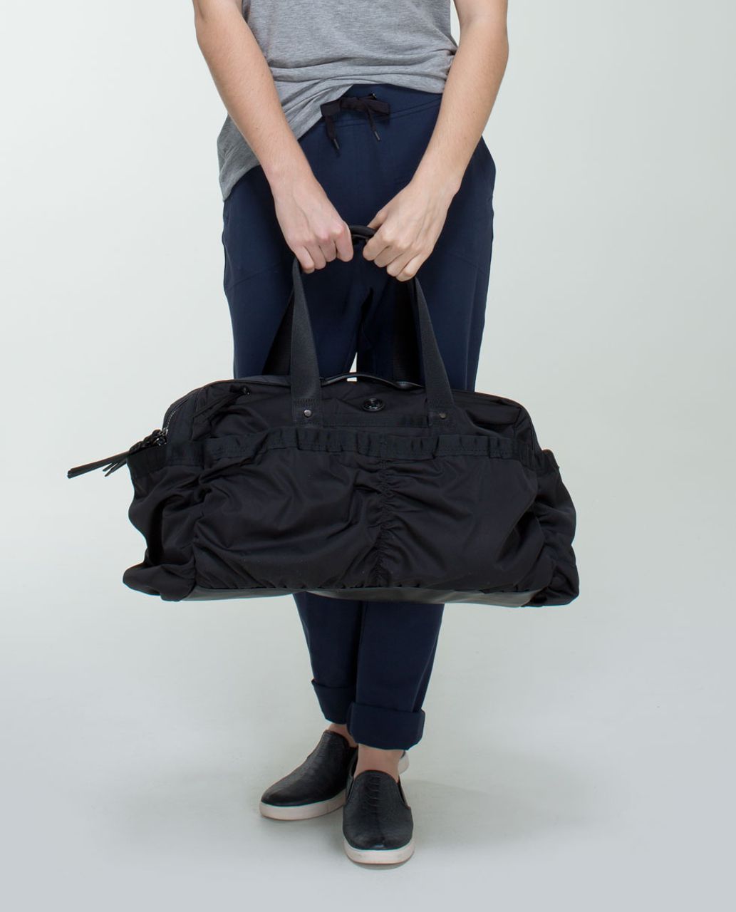 Lululemon Duffel Bag / Weekender / Gym Bag Yoga On The Fly Black FLAWS