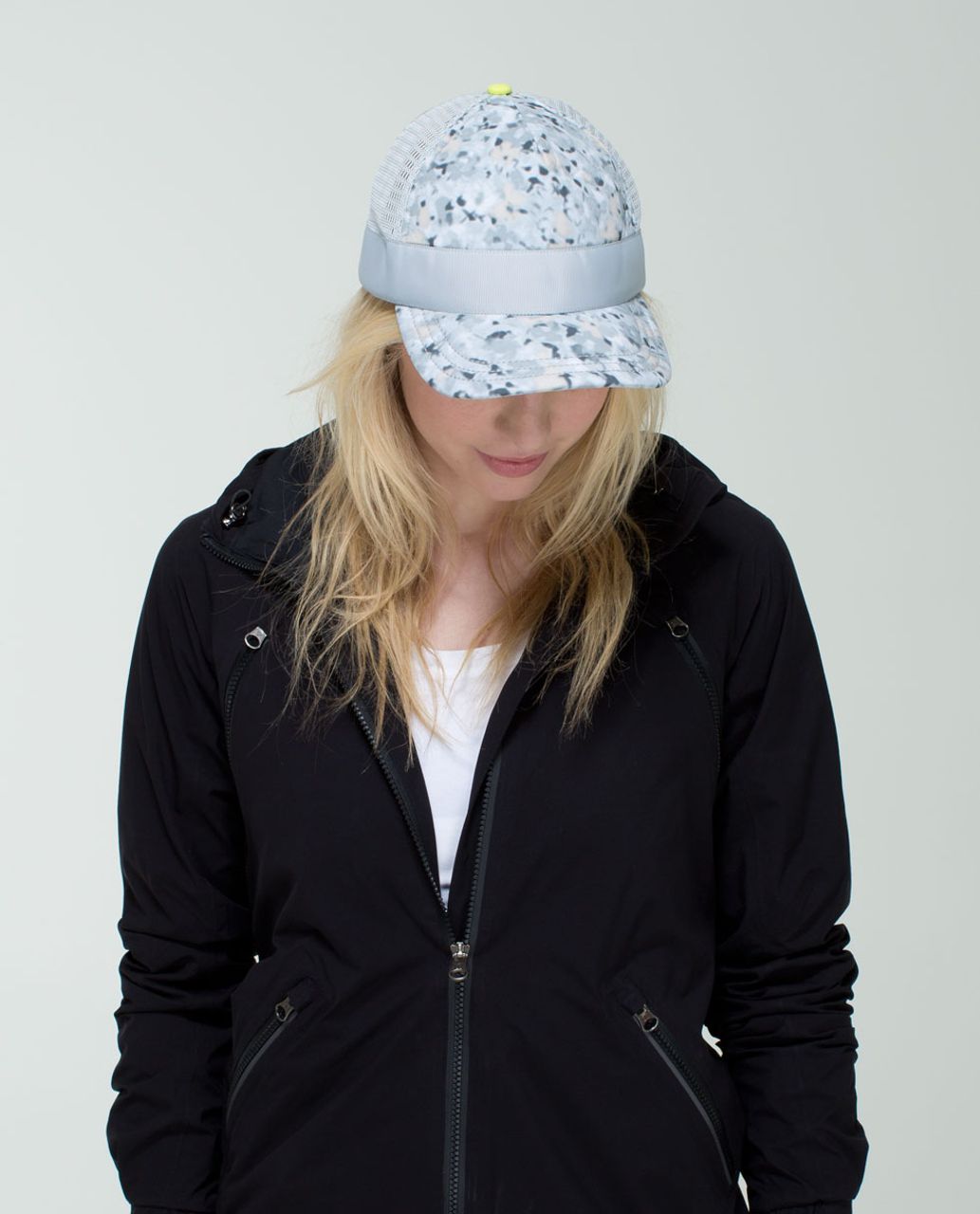 Lululemon WhatSUP Hat - Not So Petite Fleur Silver Spoon / Silver Spoon