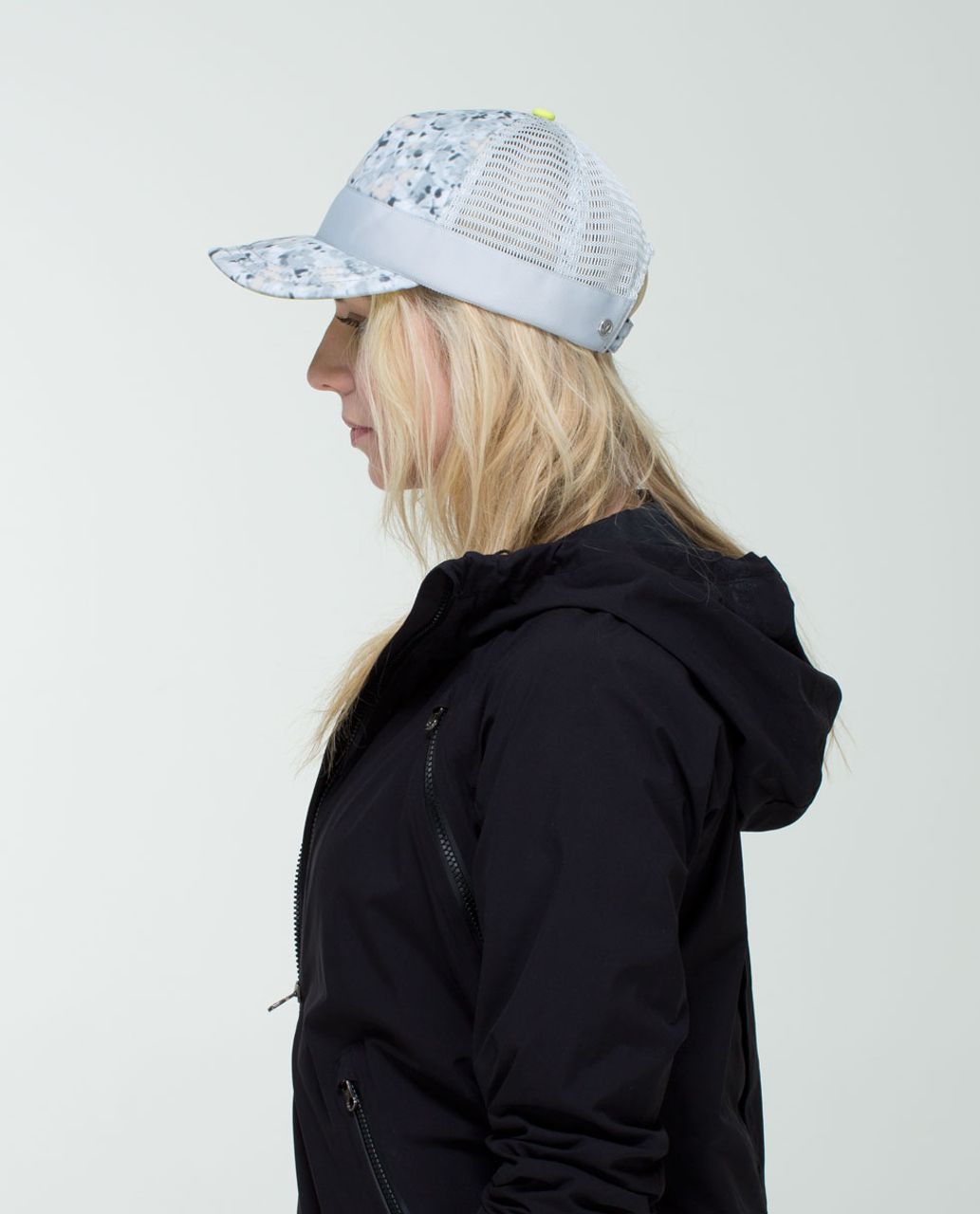 Lululemon WhatSUP Hat - Not So Petite Fleur Silver Spoon / Silver Spoon