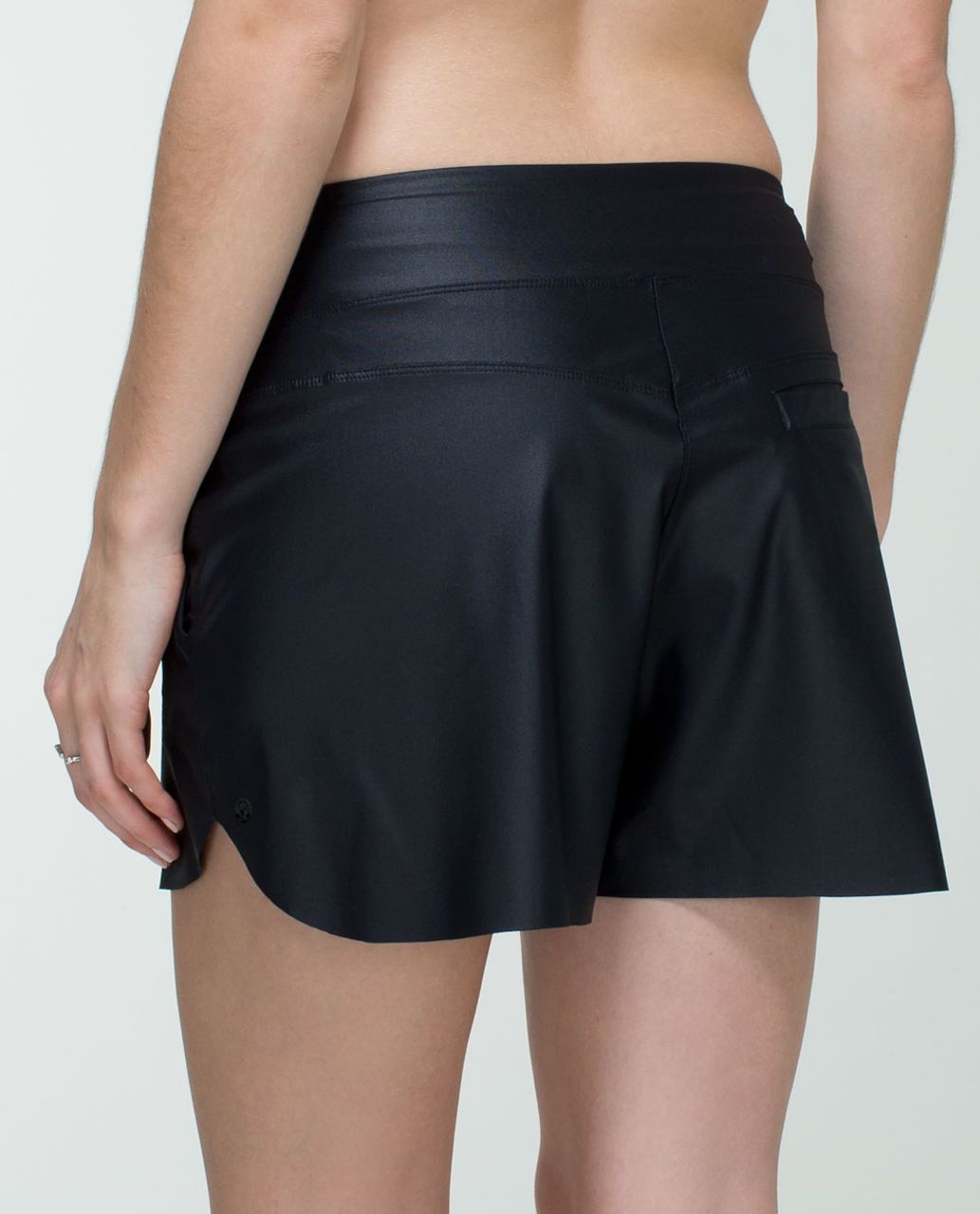 Lululemon Here To There Short - Black