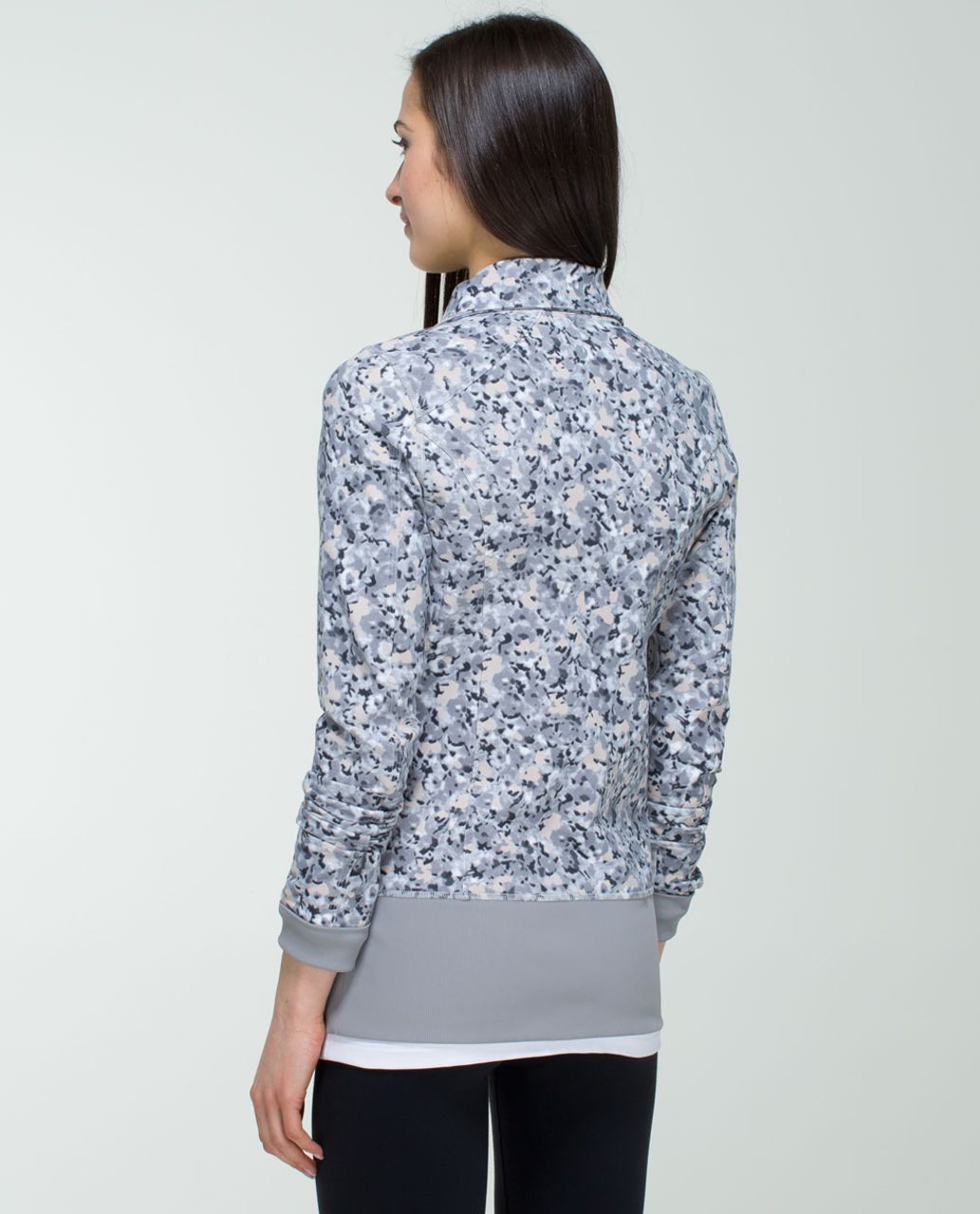 Lululemon Nice Asana Jacket - Not So Petite Fleur Silver Spoon / Silver  Spoon / Ambient Grey - lulu fanatics