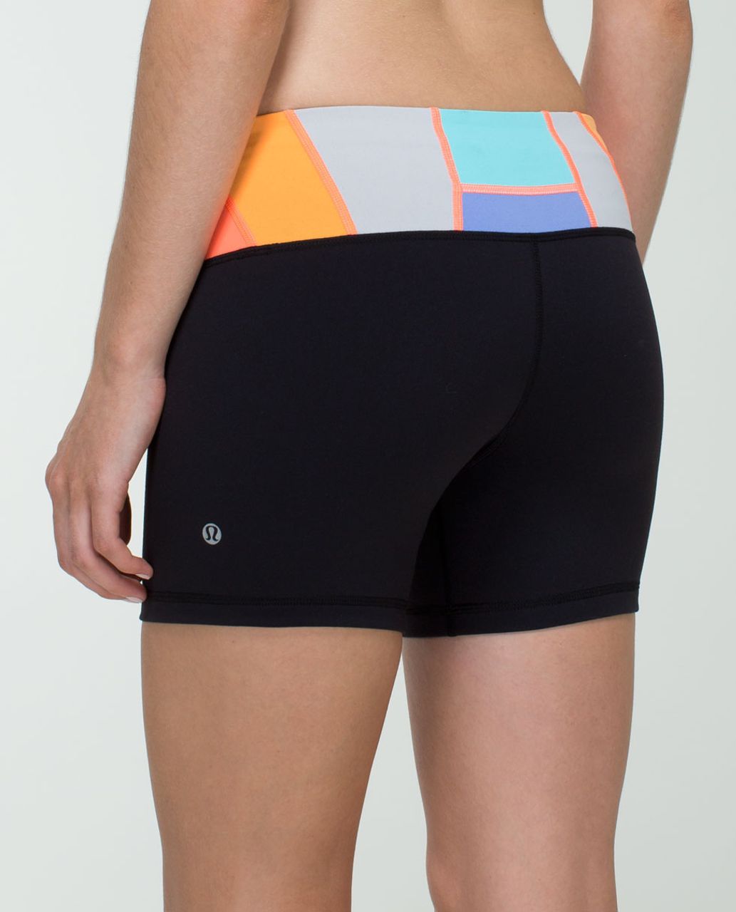 Lululemon Reverse Groove Short (Regular) *Full-On Luon - Black / Quilt Spring 14-10