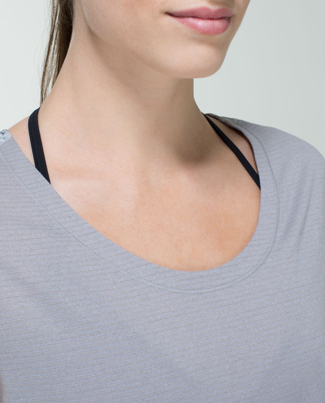 Lululemon Runamuck Tee - Heathered Medium Grey / Petite Fleur Silver Spoon