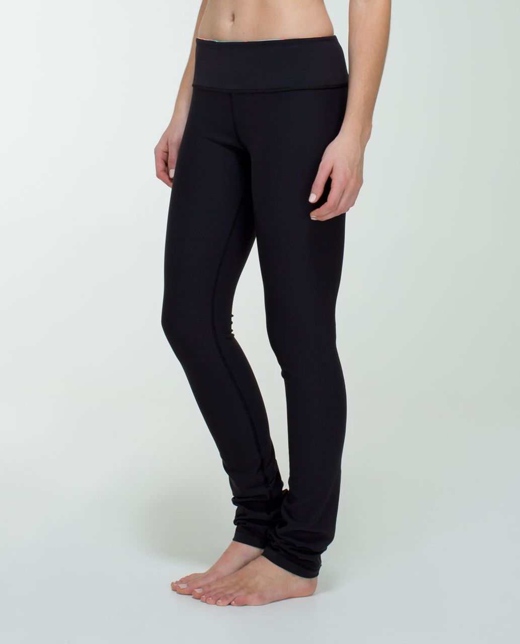 Lululemon Skinny Groove Pant *Full-On Luon - Black / Quilt Spring 14-10 ...