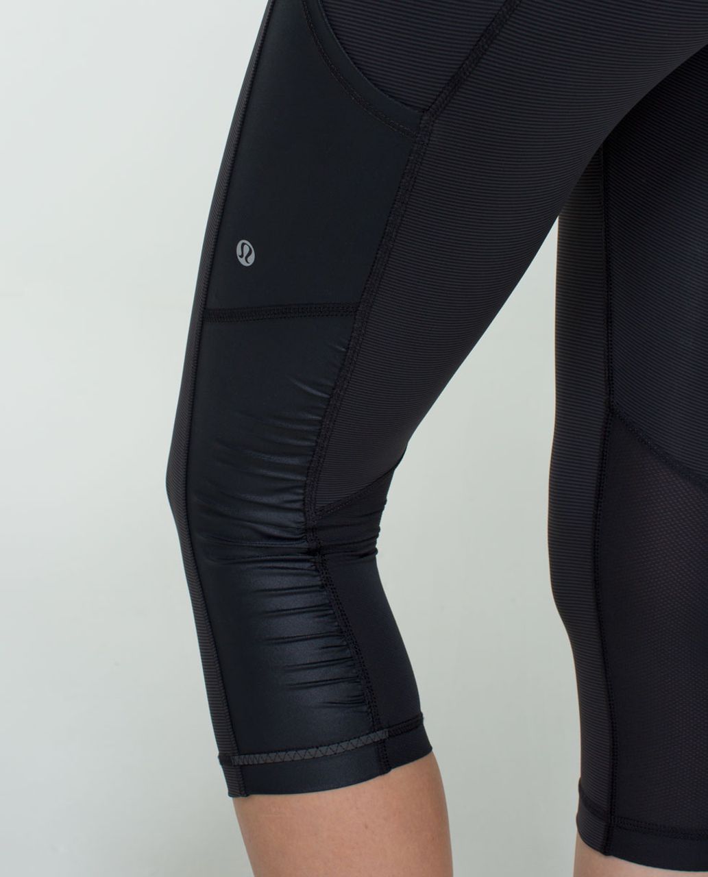 Lululemon Cut The Crop - Wee Stripe Black / Black