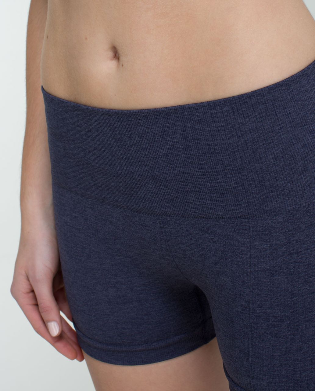 Lululemon In The Flow Short II - Heathered Cadet Blue