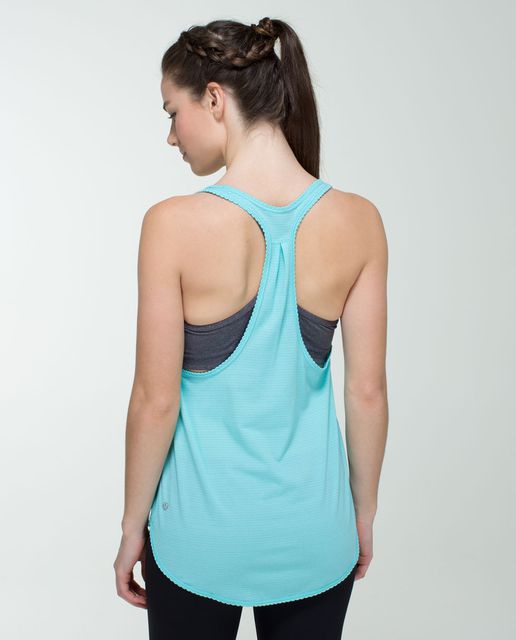 Best Lululemon 105 Singlet Yoga Running Tank Top Small Purple 6 4 for sale  in Morris County, New Jersey for 2024