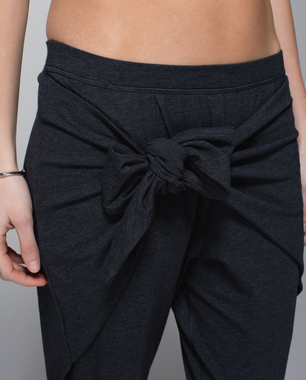 Lululemon Tie One On Pant - Heathered Black