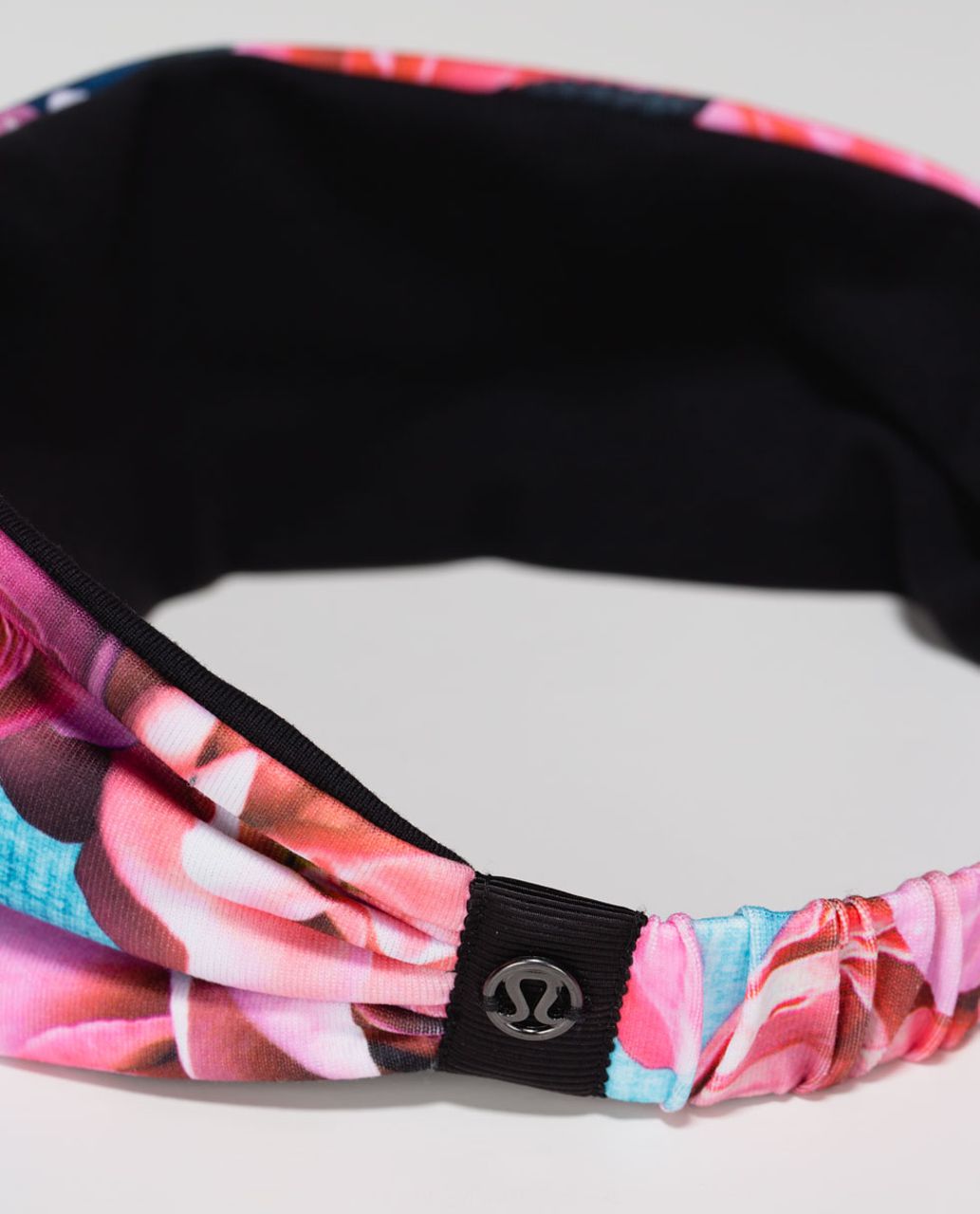 Lululemon Bang Buster Headband *Reversible - Secret Garden / Black