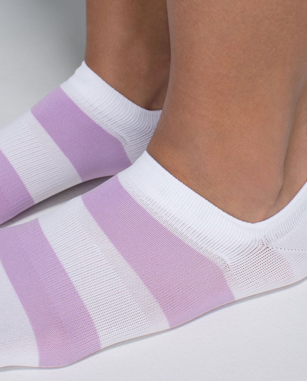 Lululemon Women's Run For Sun Sock - Bold Stripe Pretty Purple
