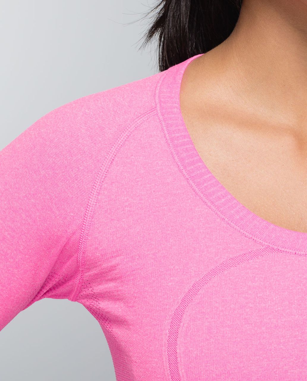 Lululemon Run:  Swiftly Tech Long Sleeve Scoop *Ruched - Heathered Pow Pink Light