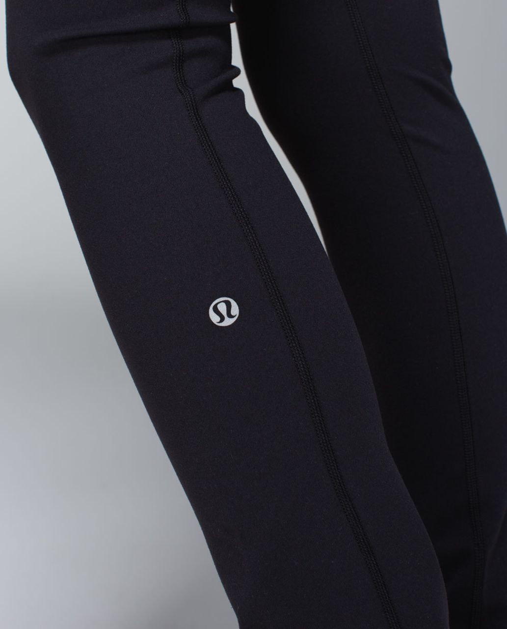 Lululemon Skinny Groove Pant *Full-On Luon - Black / Quilt Spring 14-19