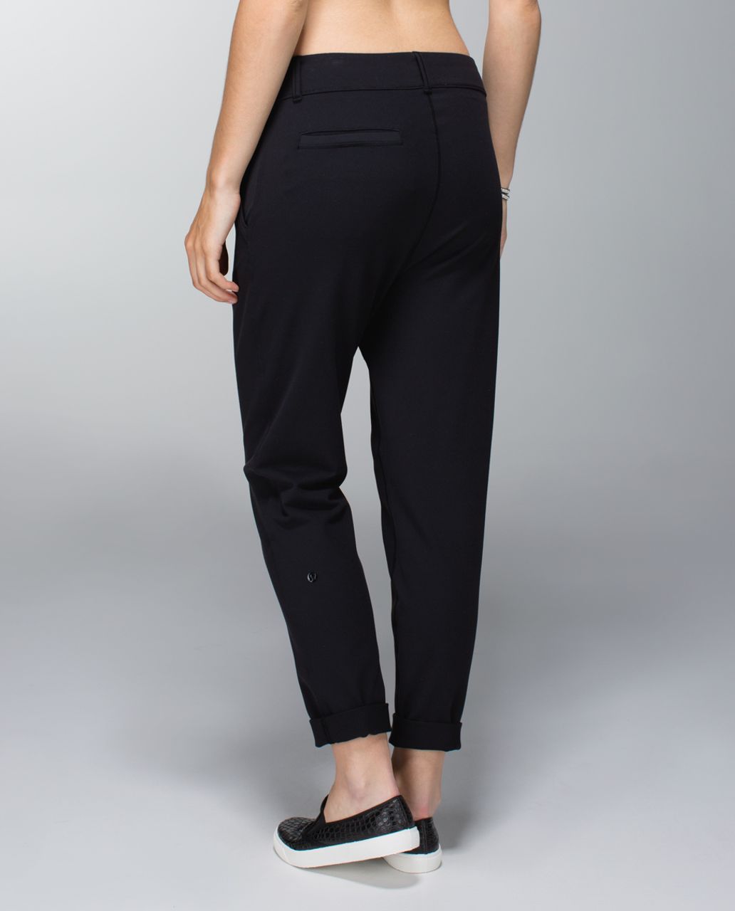 lululemon tapered pants