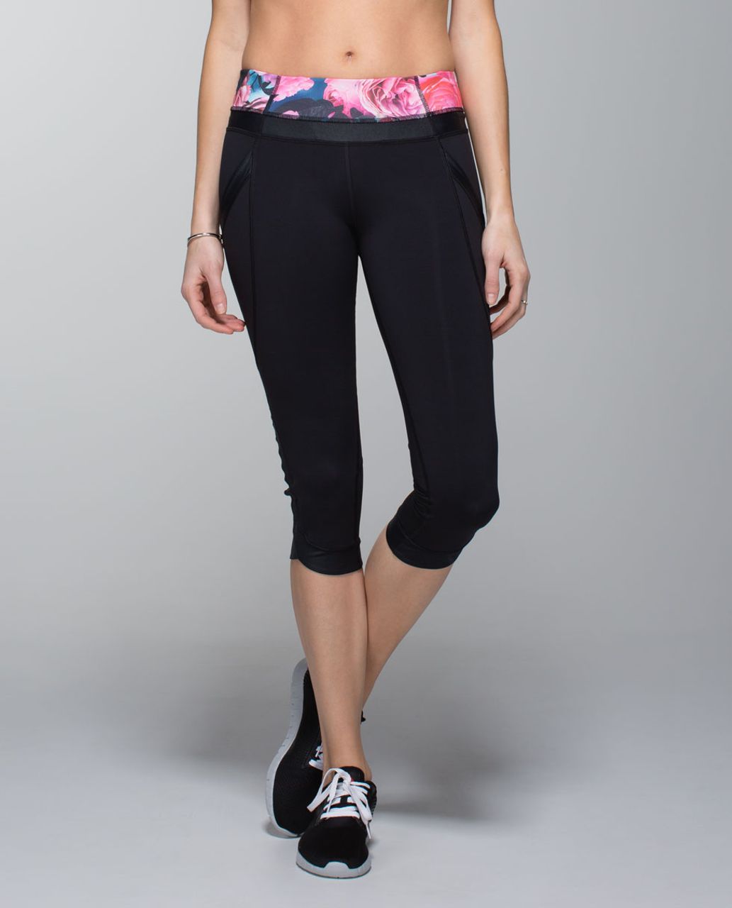 Lululemon Chase Me Crop II - Black / Secret Garden