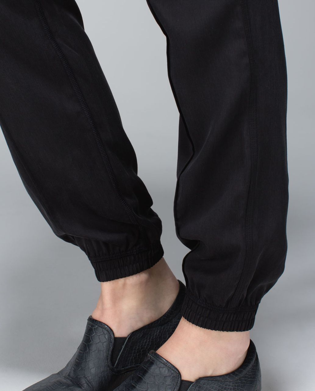 Lululemon Mat To Street Pant - Black