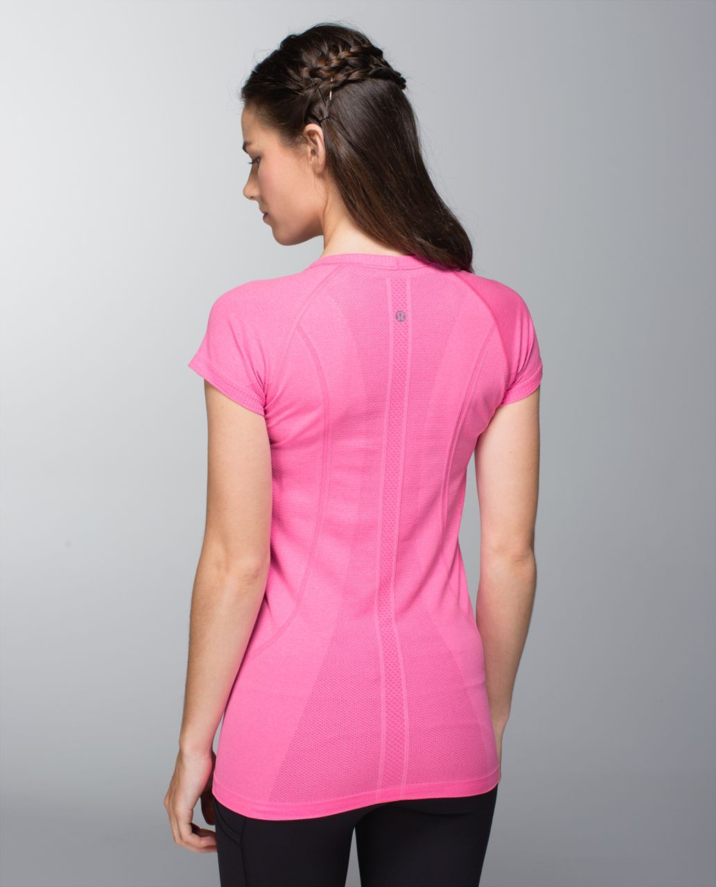 Lululemon Run: Swiftly Tech Short Sleeve Scoop - Heathered Pow Pink Light -  lulu fanatics