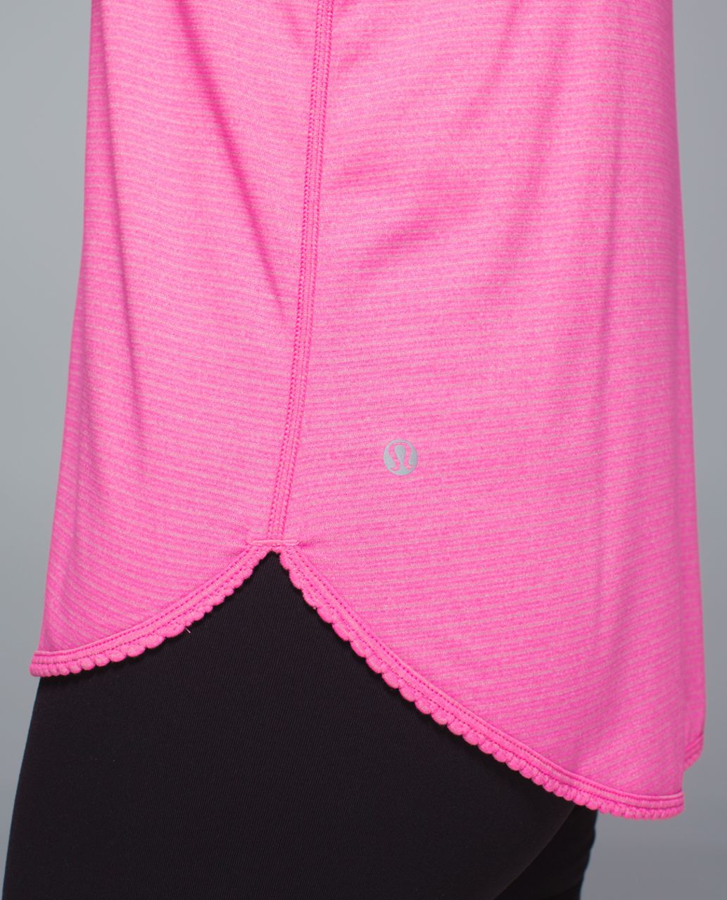 Lululemon 105 F Singlet *Silver - Heathered Pow Pink Light