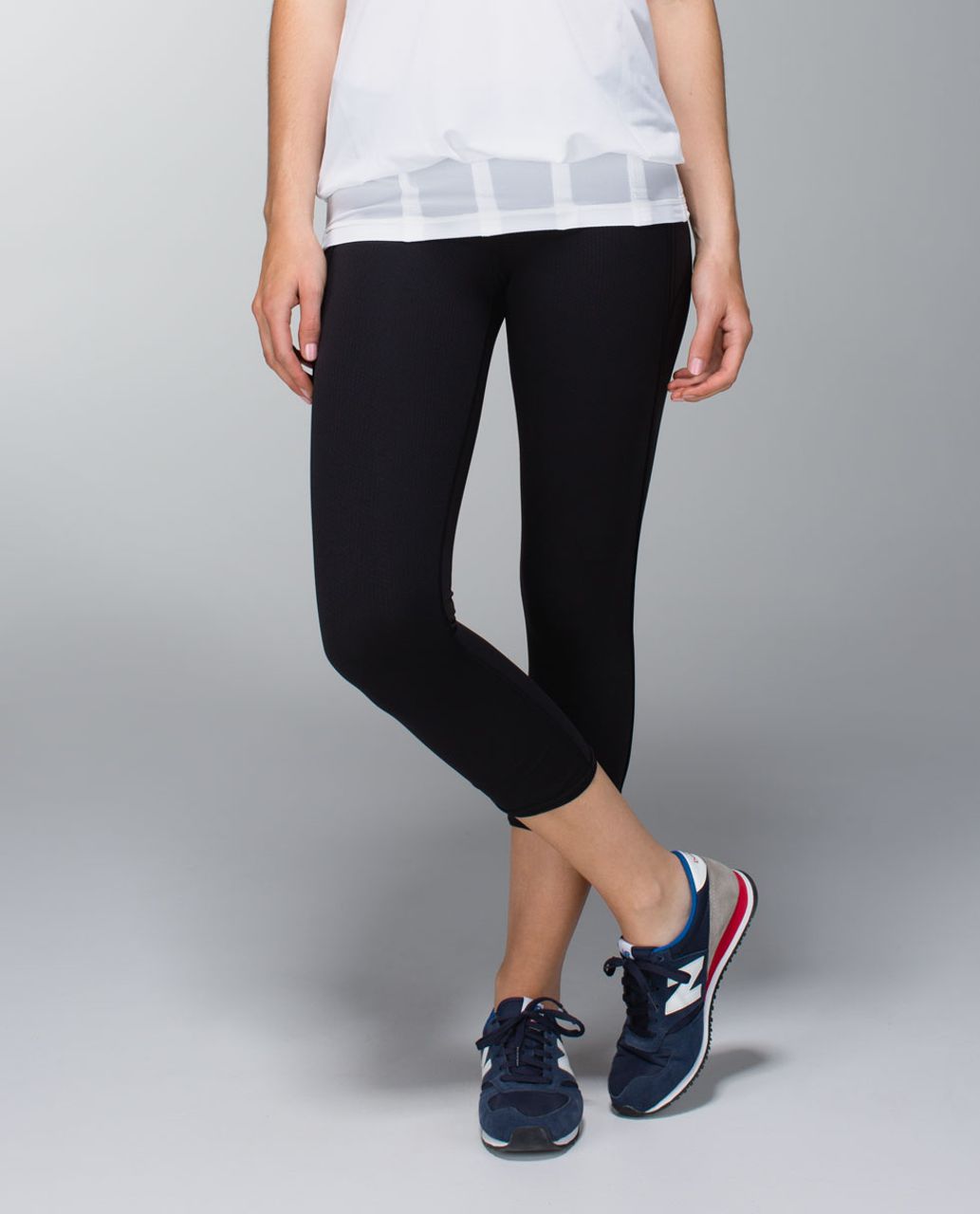 Lululemon Ujjayi Crop - Black - lulu fanatics