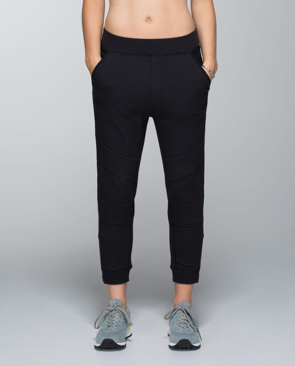 Lululemon Rocket Crop - Black