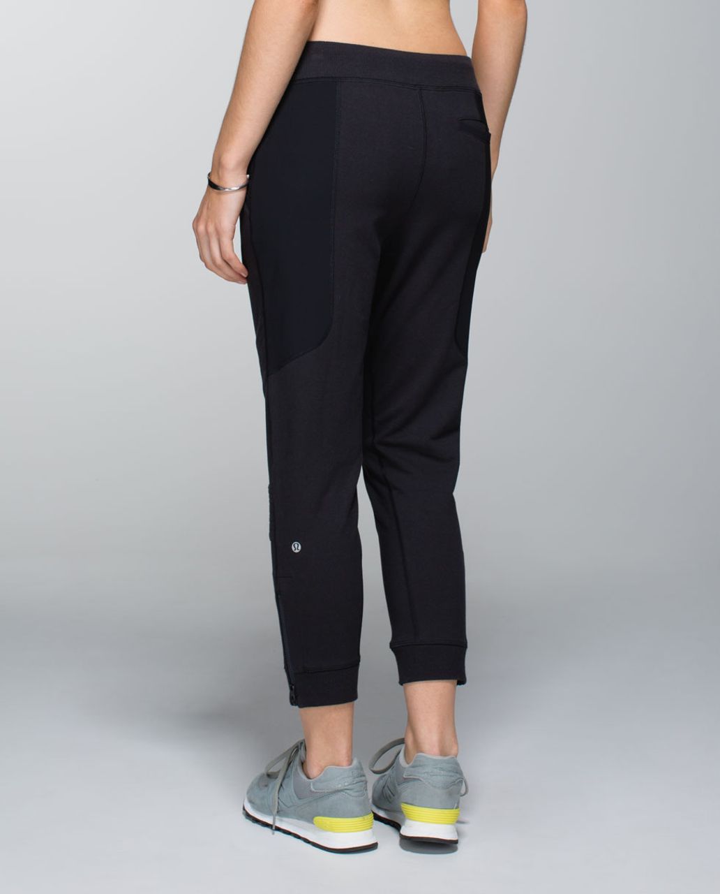 Lululemon Rocket Crop - Black