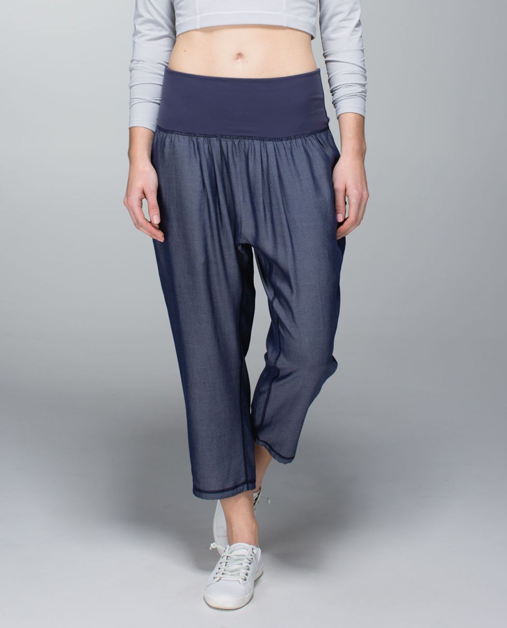 Lululemon Post Power Crop - Cadet Blue 