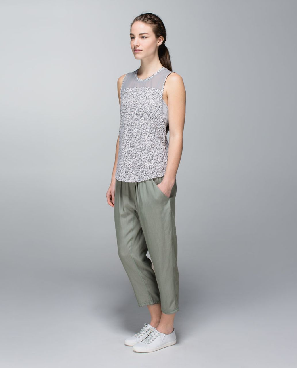 Lululemon Post Power Crop - Earl Grey / Heathered Earl Grey