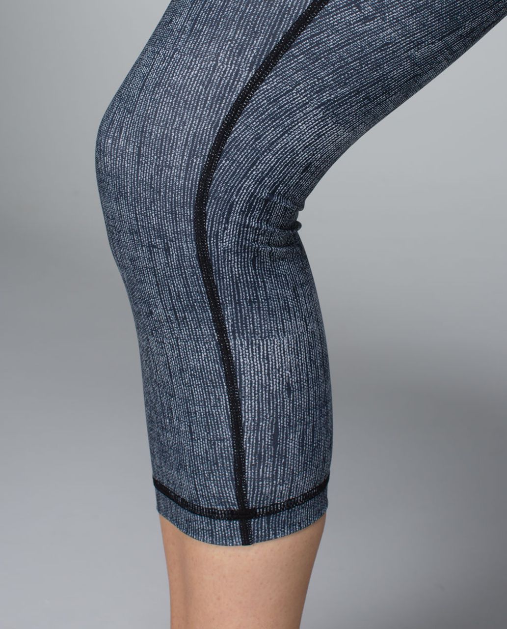 Lululemon Wunder Under Crop *Full-On Luxtreme - Burlap Texture Black Dune / Black