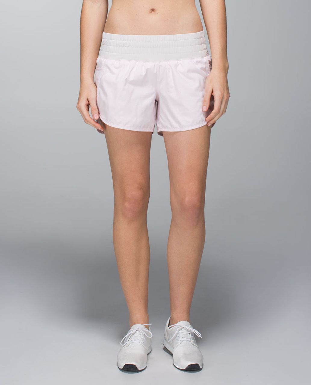 Lululemon Tracker Short II *2-way Stretch - Barely Pink / Dune