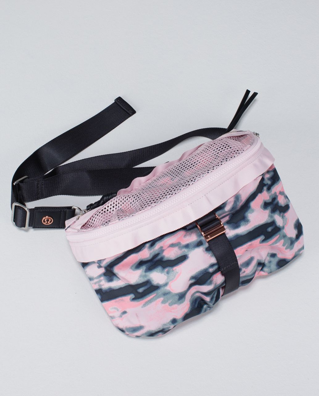 Lululemon Go Lightly Bag - Wamo Camo Barely Pink / Deep Coal