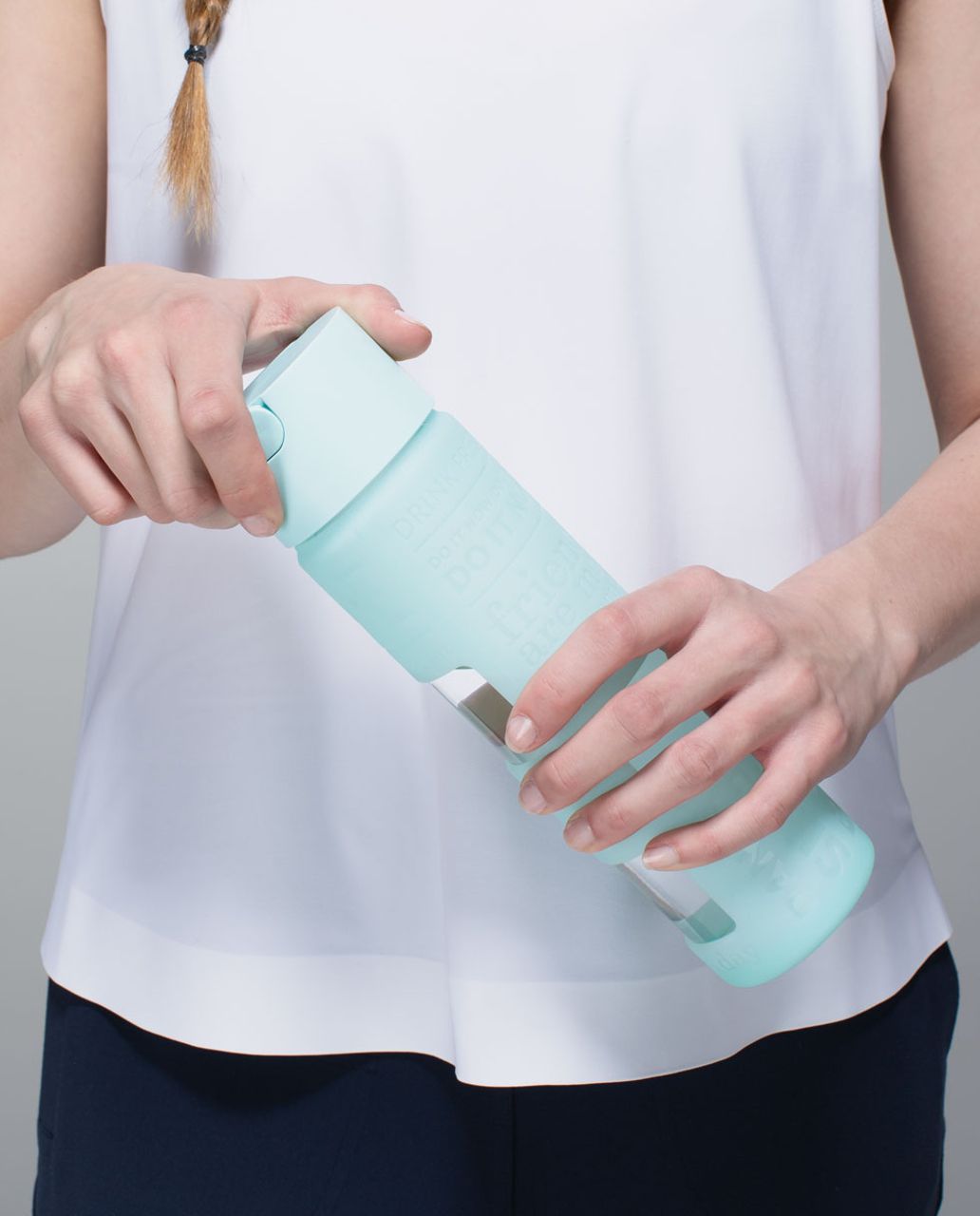 Lululemon Pure Focus Glass Waterbottle - Clear Mint - lulu fanatics