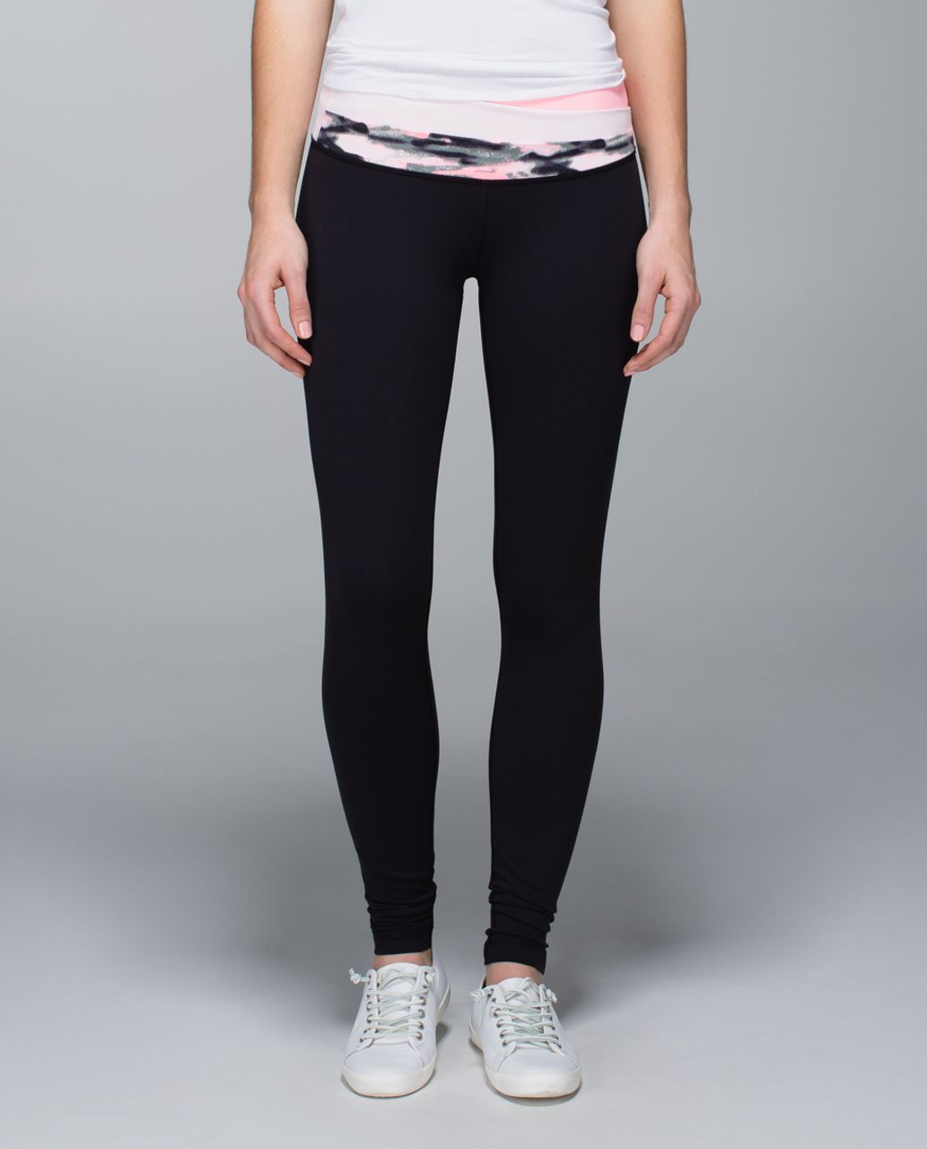 Lululemon Astro Wunder Under Pant *Full-On Luon - Black / Bleached Coral / Barely Pink