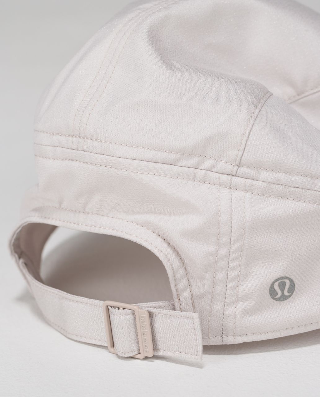 Lululemon Race To Place Run Hat - Dune