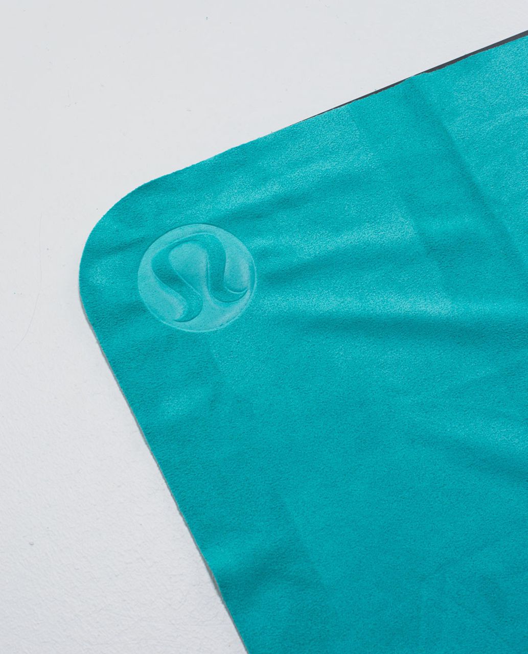 Lululemon The Towel - Blue Tropics