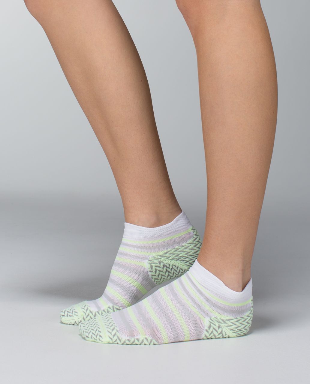 Lululemon Women's Ultimate Padded Run Sock - Bold Chevron 2 Faded Zap