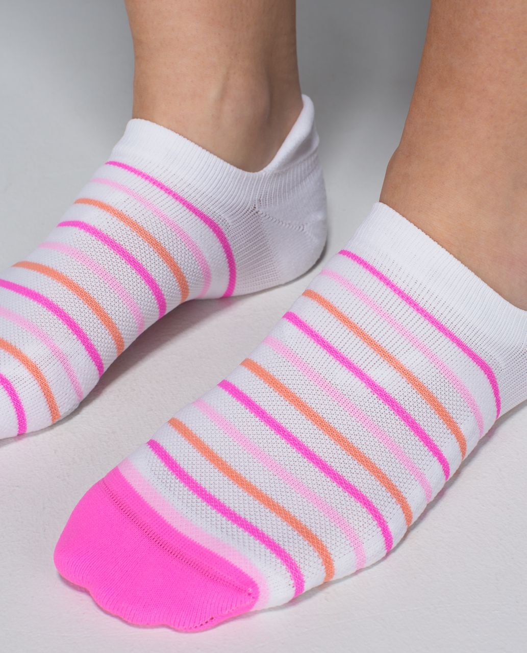 Lululemon Women's Ultimate No Show Run Sock *Ergo Toes - 4x8 Stripe Pow Pink