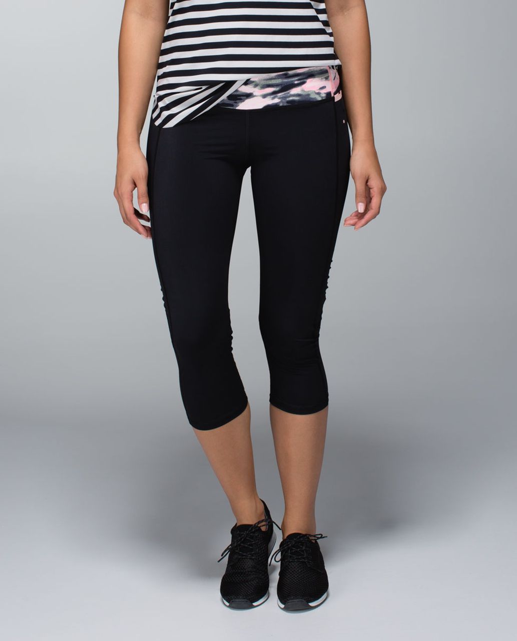 Lululemon Water Bound Crop - Black / Wamo Camo Barely Pink / Bleached Coral