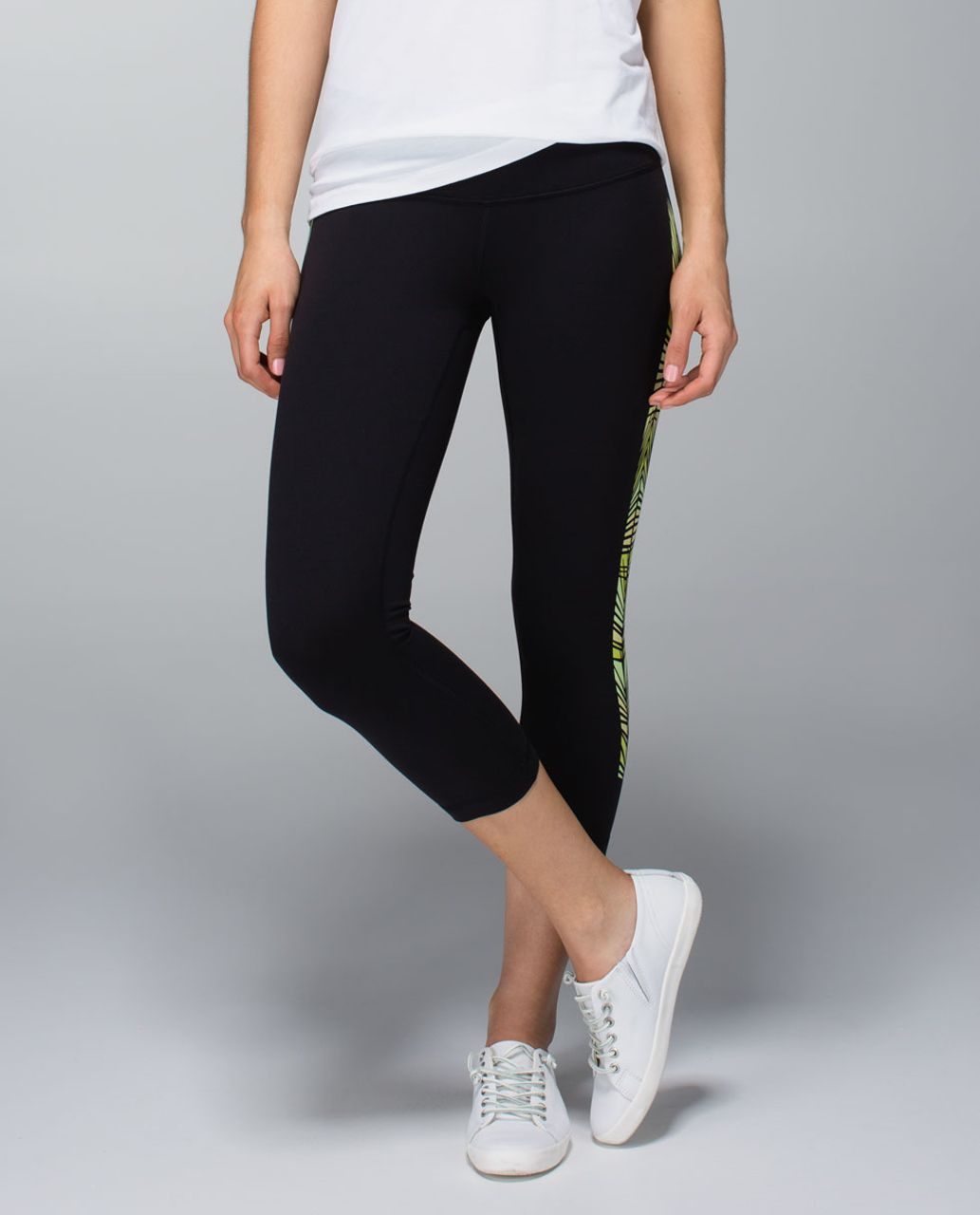 Lululemon Wunder Under Crop (Print) *Full-On Luon - Black /  Green