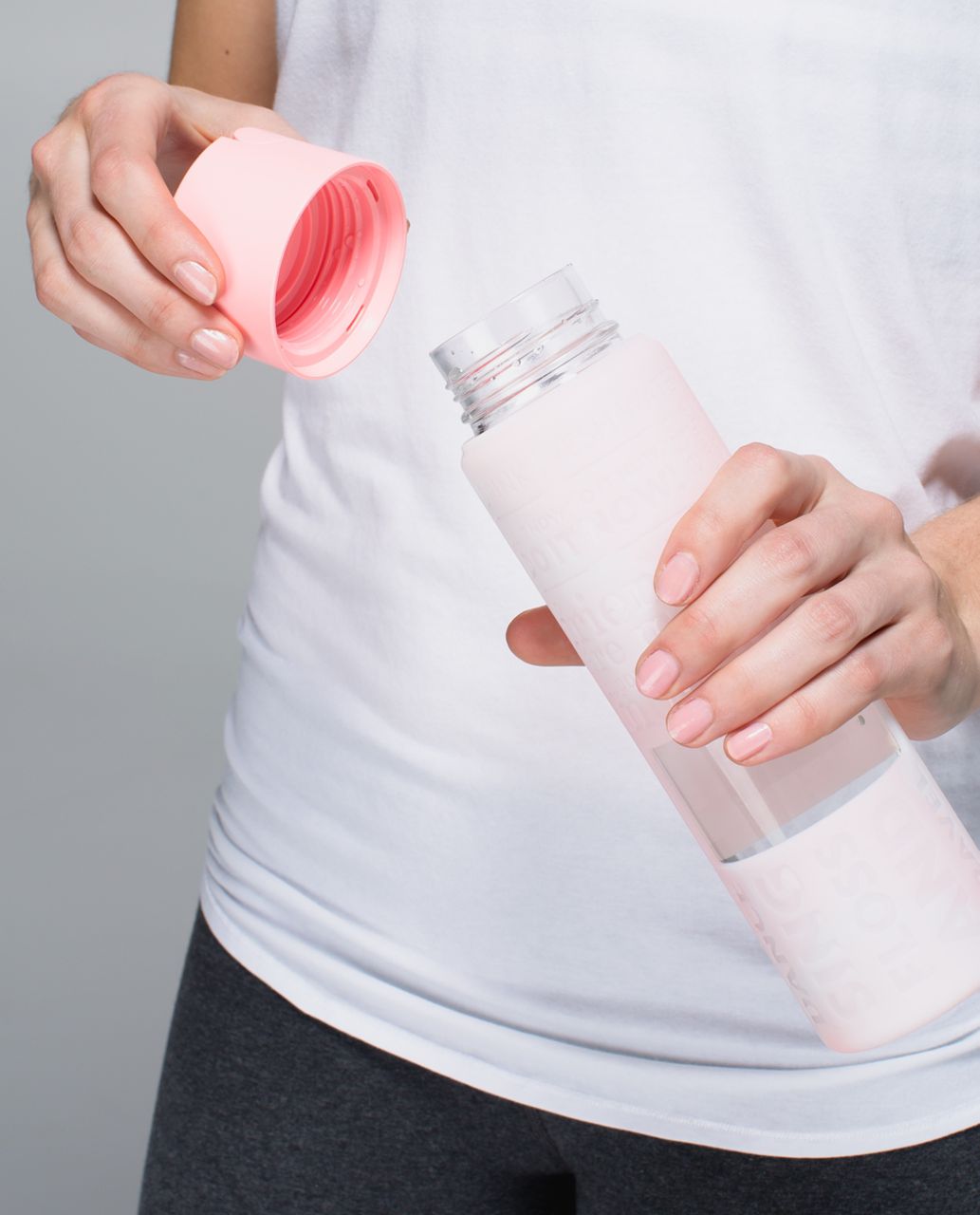 Lululemon Pure Focus Glass Water Bottle - Barely Pink / Bleached Coral / Bleached Coral