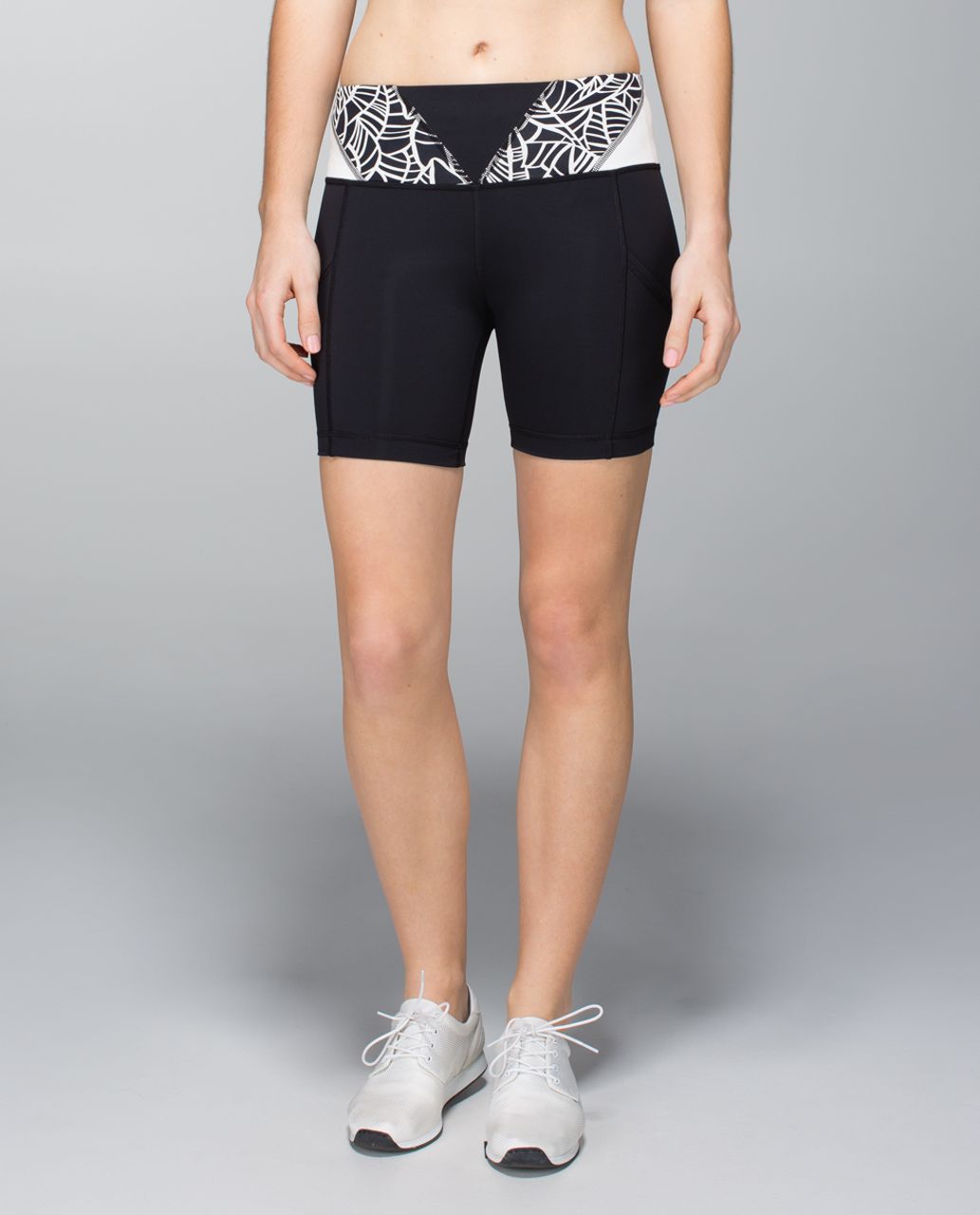 Lululemon Run:  Dart & Dash Short *Block-It Pocket - Black / Su14 Quilt 30