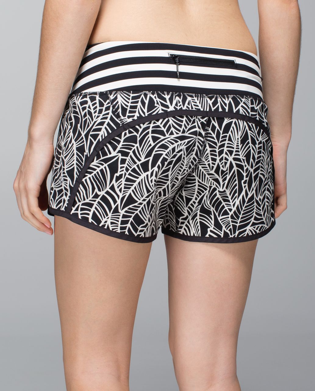 Lululemon Run Times Short *4-way stretch - Pretty Palm Black Angel Wing / Black / Apex Stripe Black Angel Wing