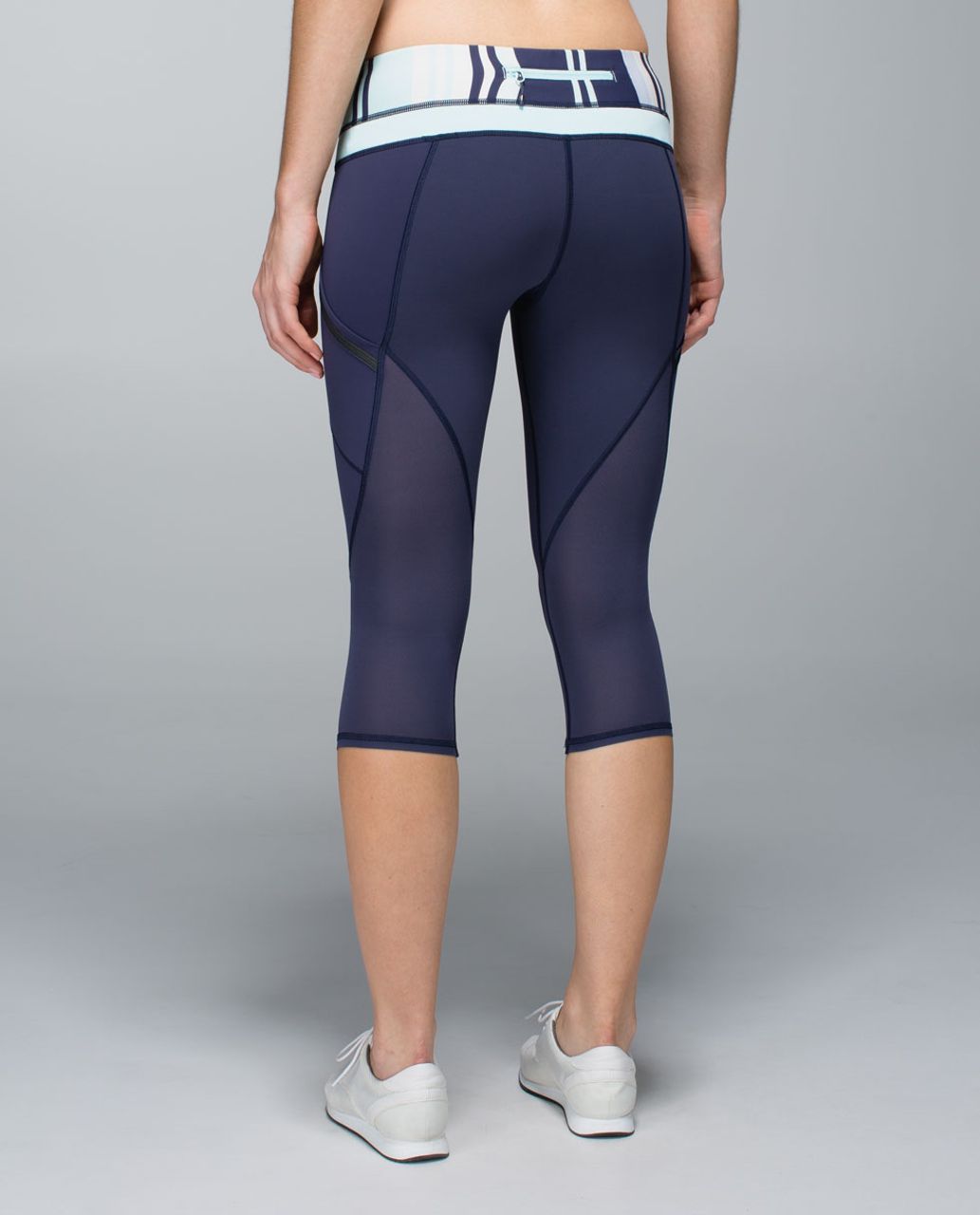 Lululemon Run A Marathon Crop II - Cadet Blue / Groovy Stripe Cadet Blue / Aquamarine