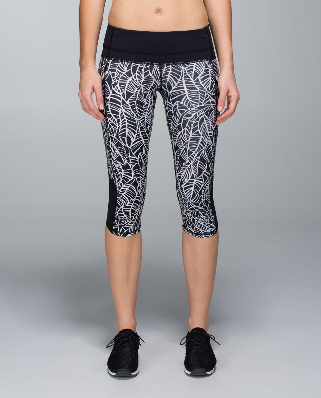 Lululemon Run: Reflect Crop - Black - lulu fanatics