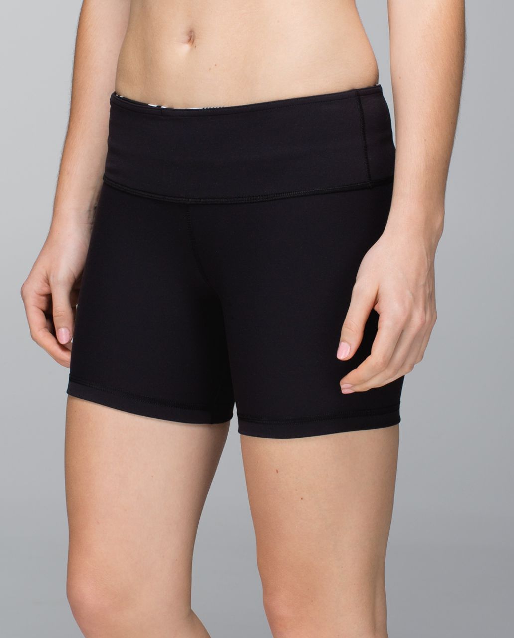 Lululemon Groove Short *Full-On Luon (Regular) - Black / Groovy Stripe Static Wave Dune / Heathered Light Grey