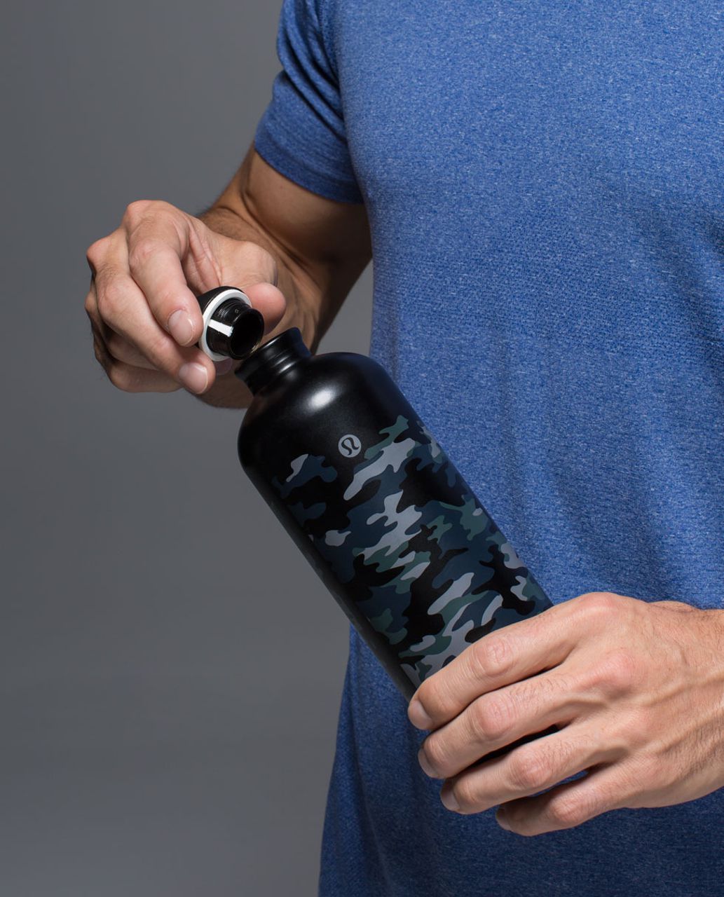 Lululemon Sigg 1L Water Bottle - Camo Deep Coal