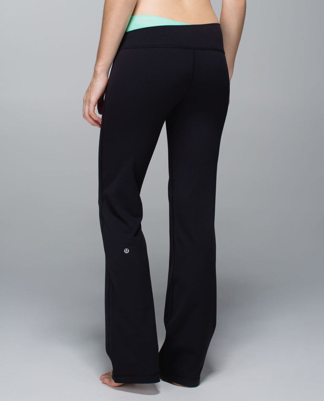 Lululemon Astro Pant *Full-On Luon (Regular) - Black / Heathered Opal / Curious Jungle Multi