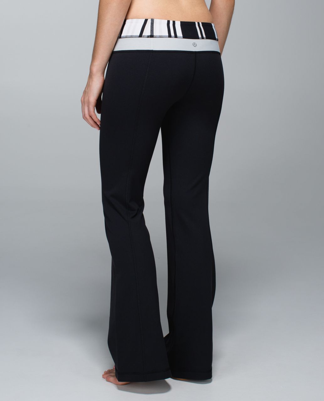 Lululemon Groove Pant *Full-On Luon (Regular) - Black / Groovy Stripe Static Wave Dune / Heathered Light Grey