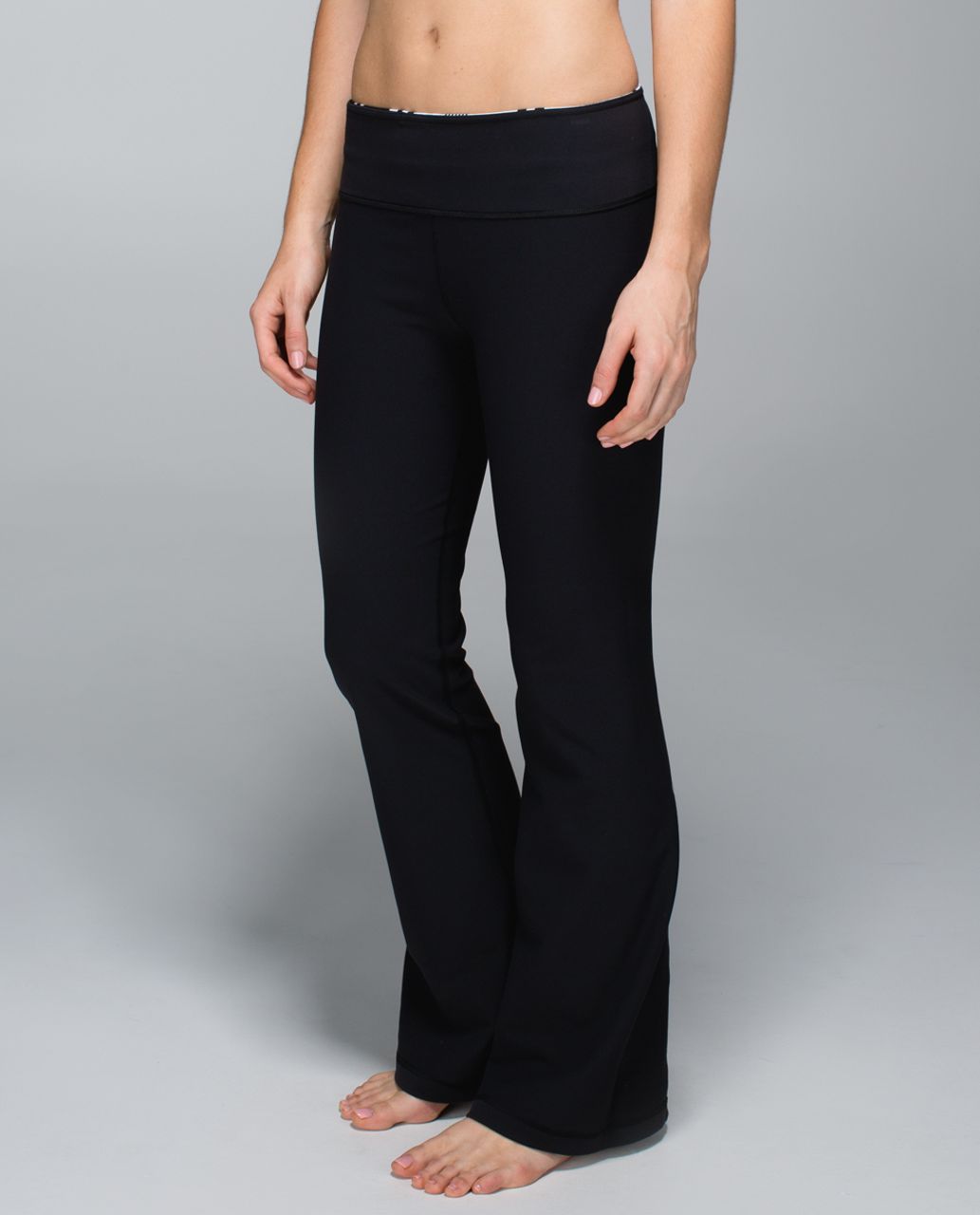 Lululemon Groove Pant *Full-On Luon (Regular) - Black / Groovy Stripe Static Wave Dune / Heathered Light Grey